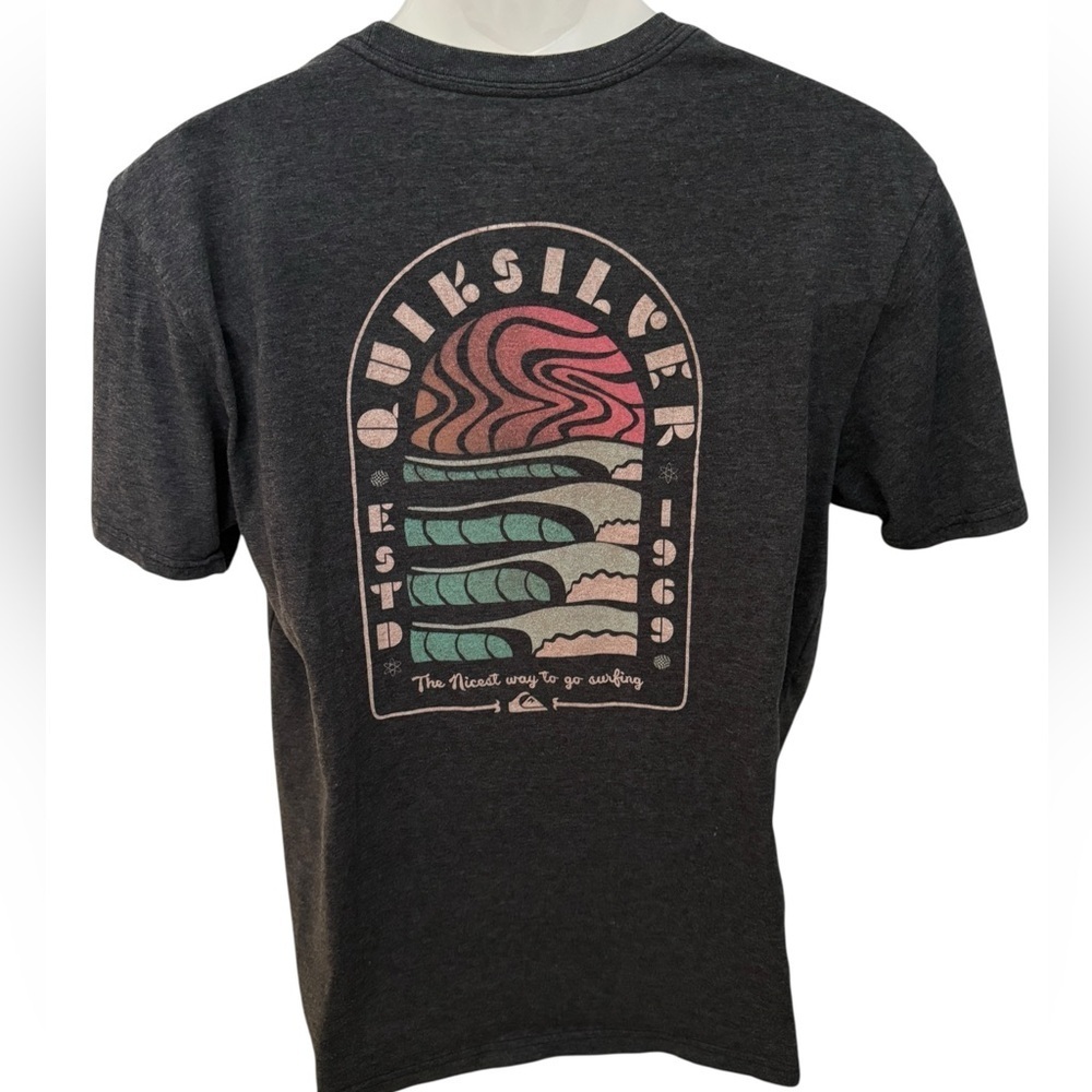 QUIKSILVER “The Nicest Way to Go Surfing” Tee Shirt Premium Fit Men M Medium